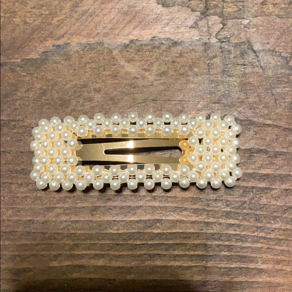 3/$20 Rectangle Pearl Hair Clip